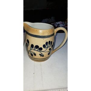 Williamsburg ceramic pitcher teleflora B28
